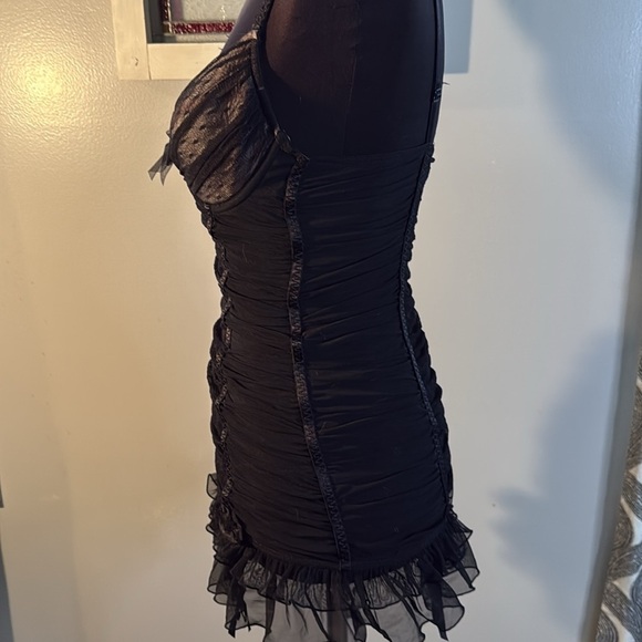 Victoria’s Secret Ruched Lace Corset Top SZ 34C - Picture 5 of 12